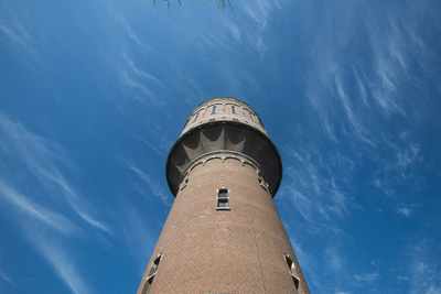 910339 Gezicht op de watertoren (Heuveloord 25a) te Utrecht.